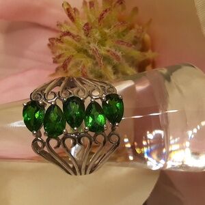 925, Natural, Untreated Chrome Diopside.